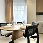 Apartment 1 Maja - Self Check-in 20h - 300m Train Station