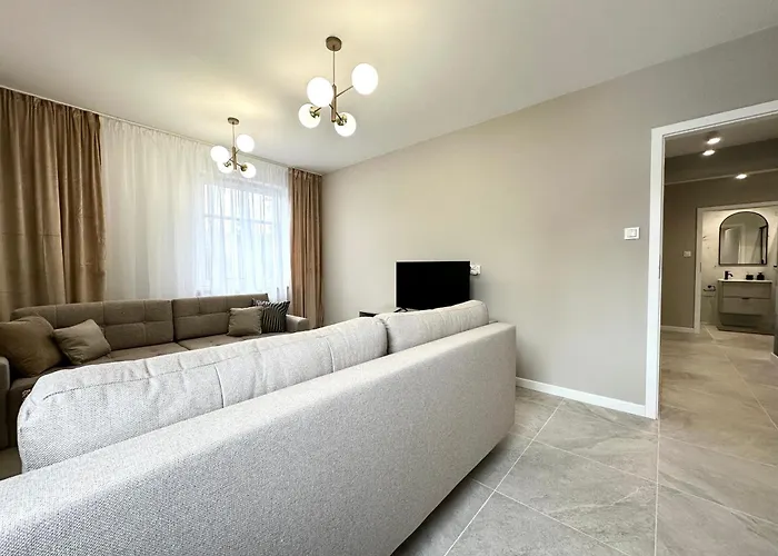 1 Maja - Self Check-in 20h - 300m Train Station * אולאבה