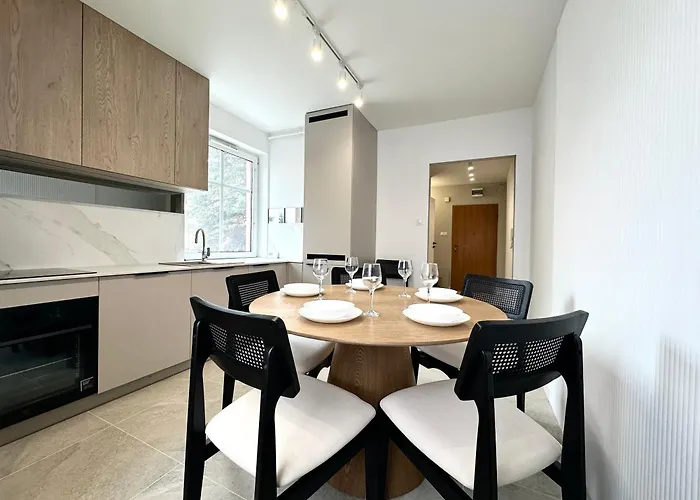 1 Maja - Self Check-in 20h - 300m Train Station אולאבה